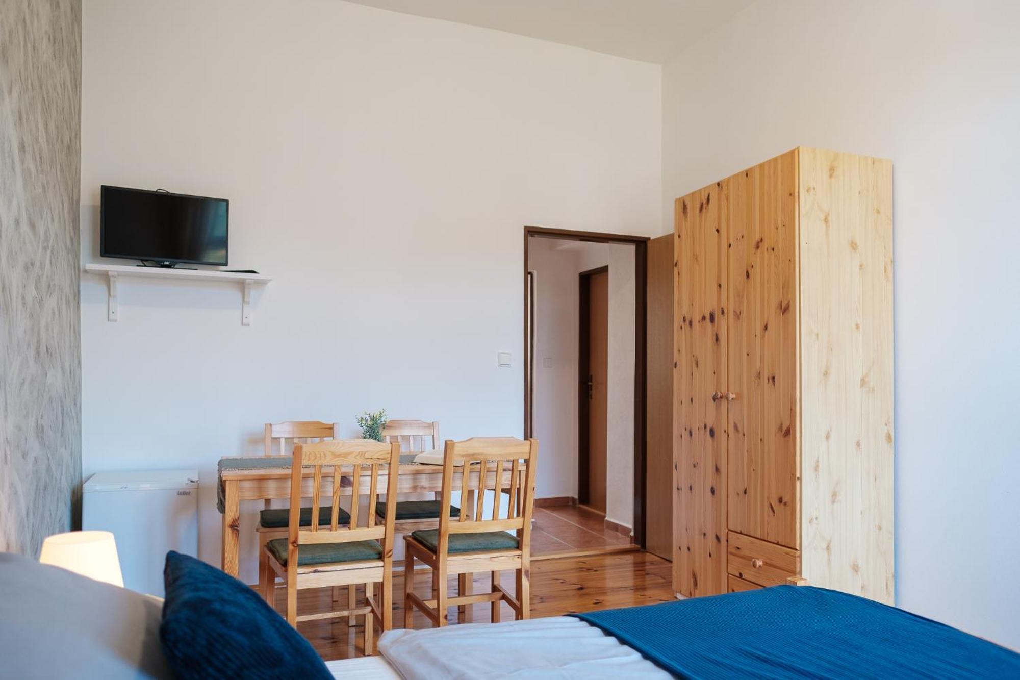 Hotel U Stare Cesty Horní Slavkov Zewnętrze zdjęcie